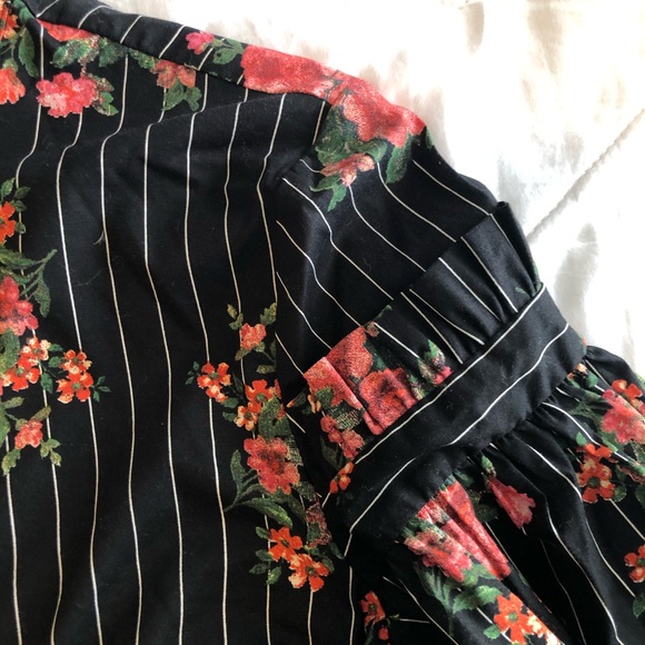 TOP - Picture 4 of 4